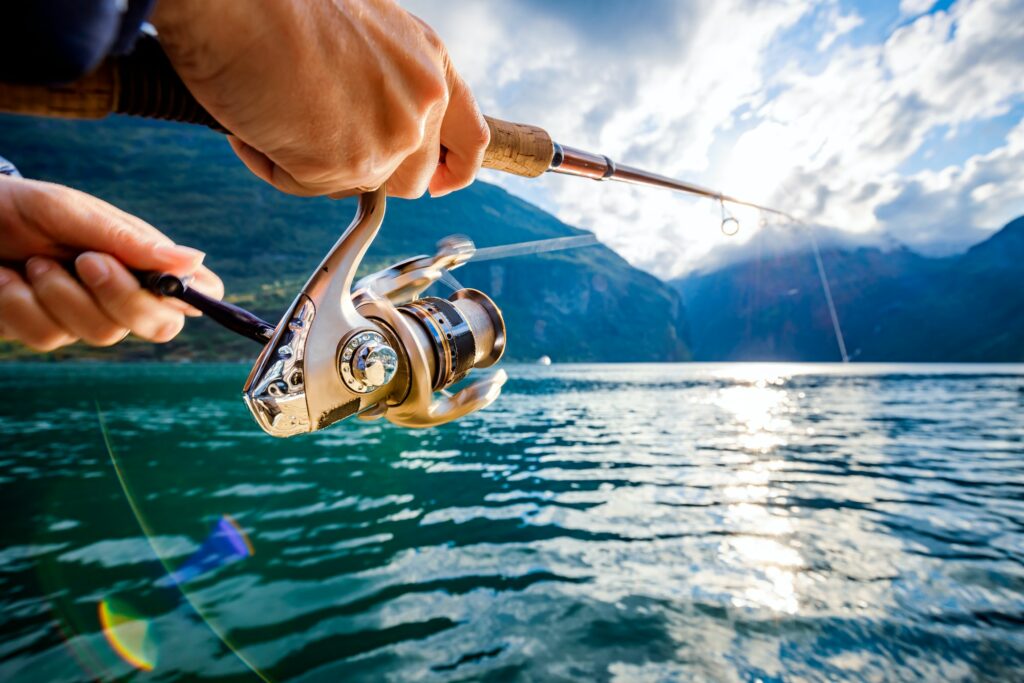 Doctora pescando en Puerto Natales